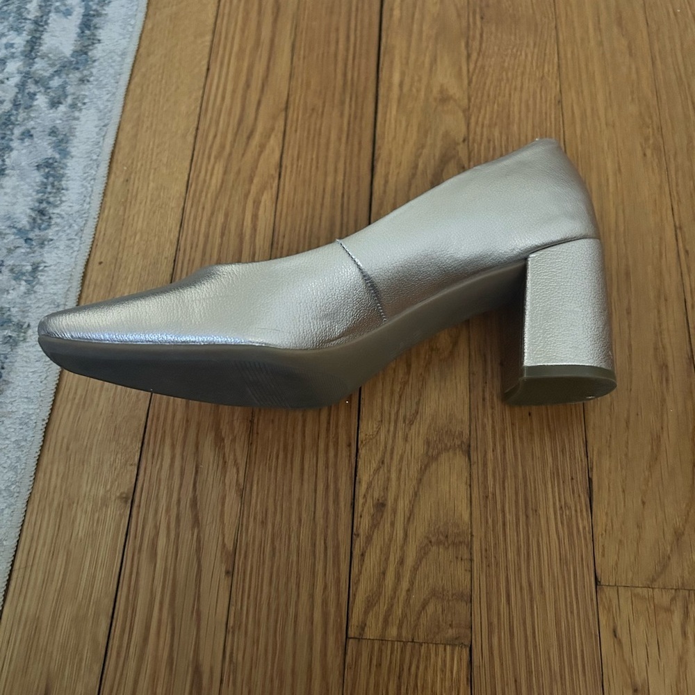Naturalizer Heels Size 11 - Picture 5 of 14